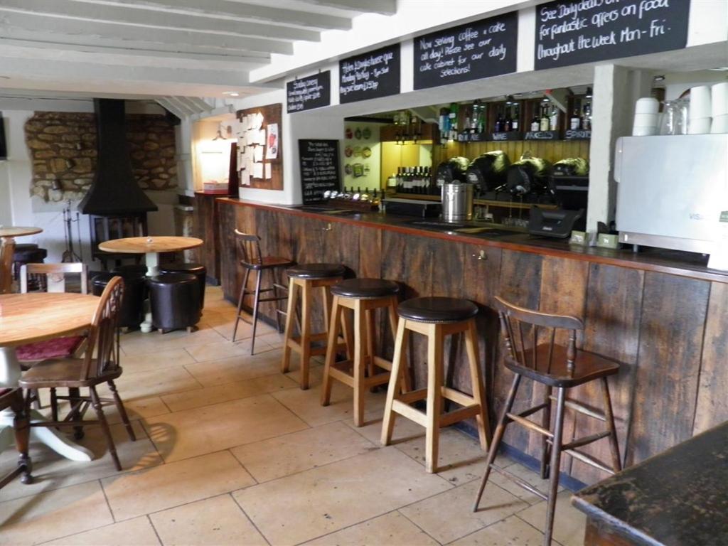 The Talbot Inn Eynsham Dış mekan fotoğraf