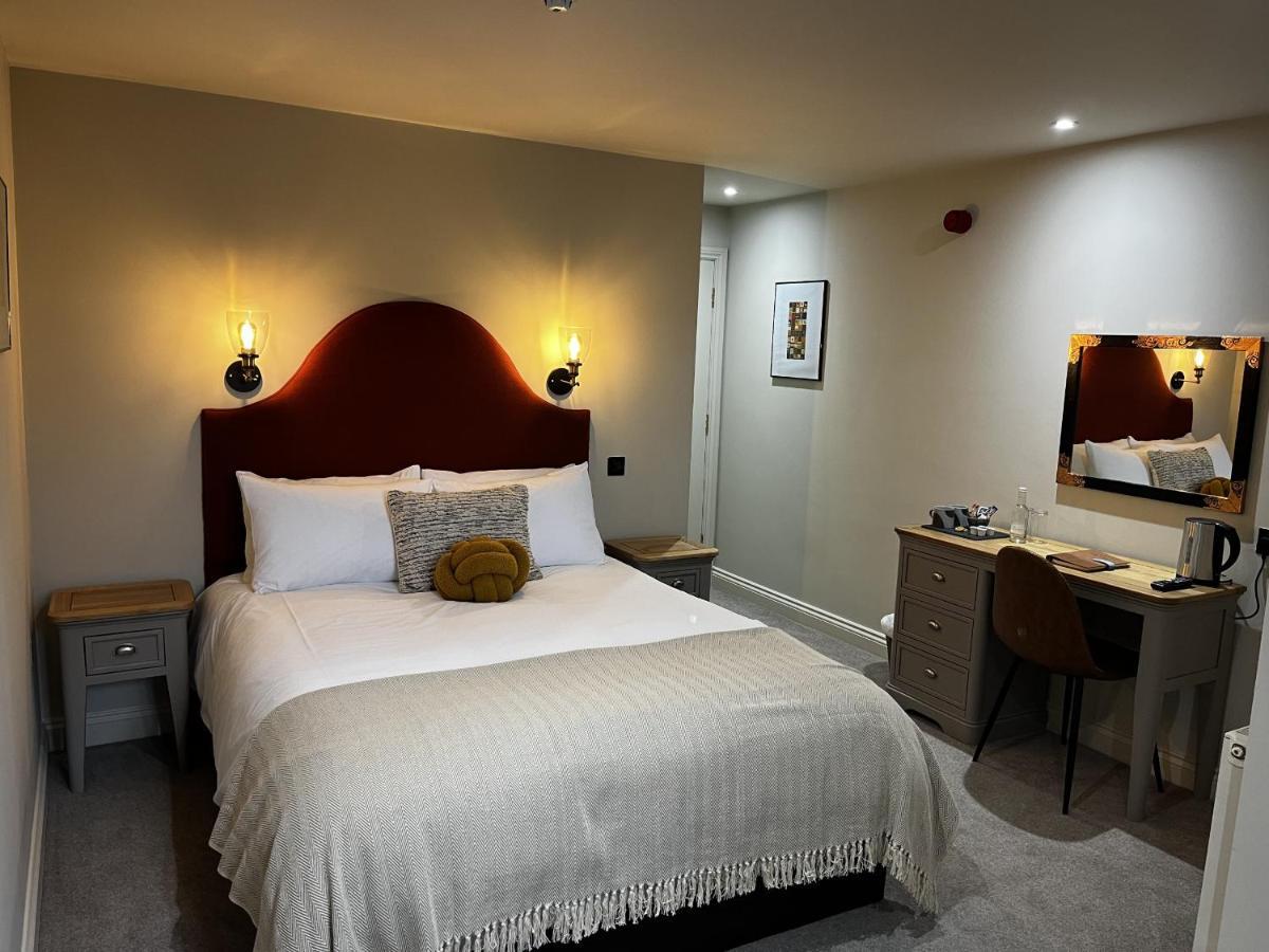 The Talbot Inn Eynsham Dış mekan fotoğraf